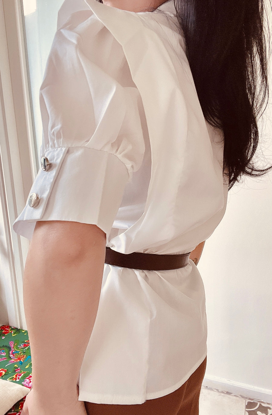 WHITE SHIRT